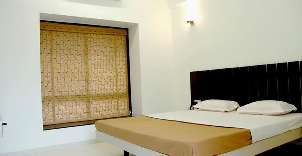 Hotel Manmandir Executive Aurangabad  Zewnętrze zdjęcie