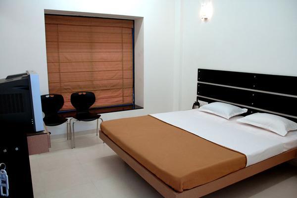 Hotel Manmandir Executive Aurangabad  Zewnętrze zdjęcie